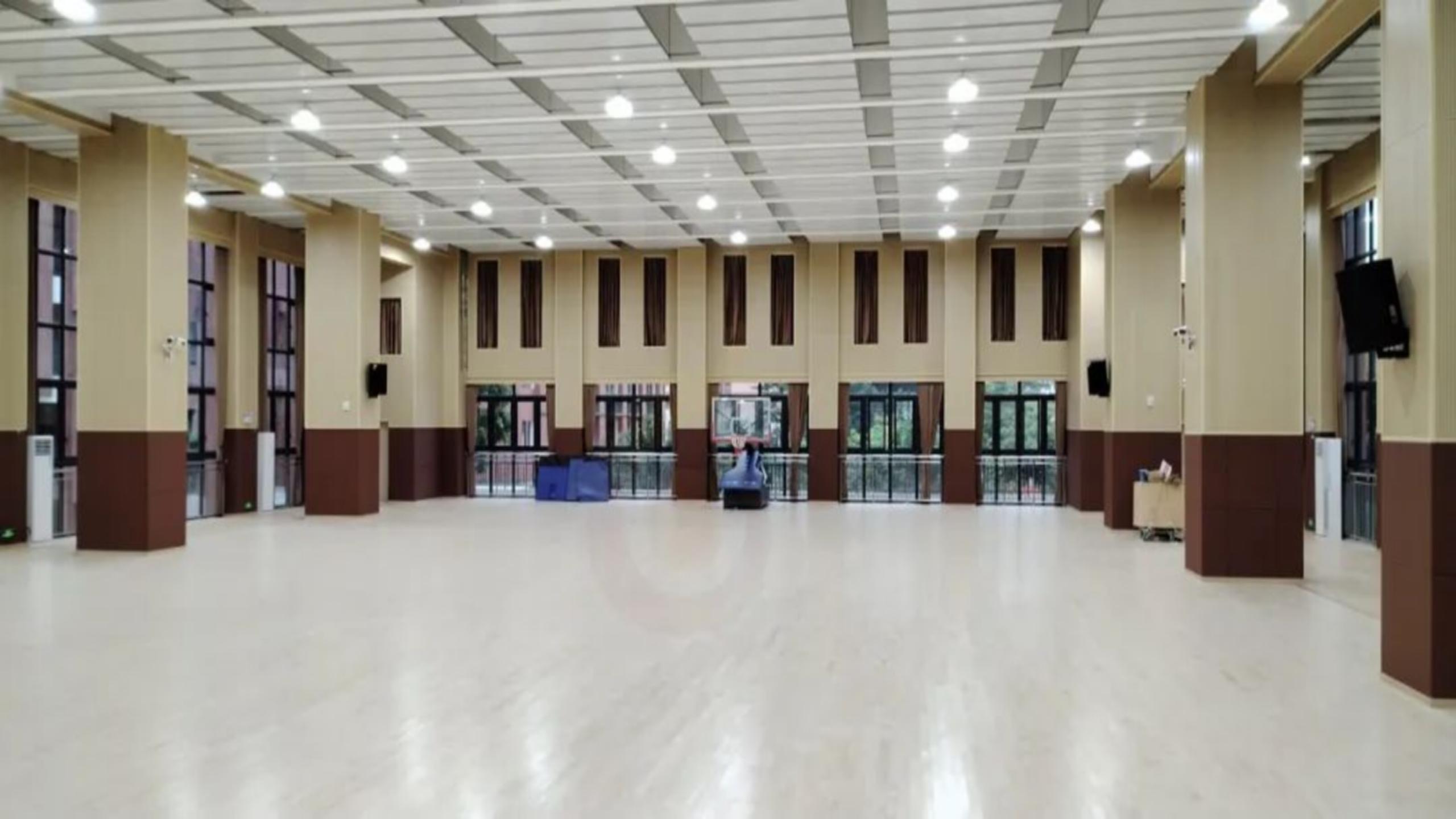Guangrailway No.1 Middle School Gymnasium